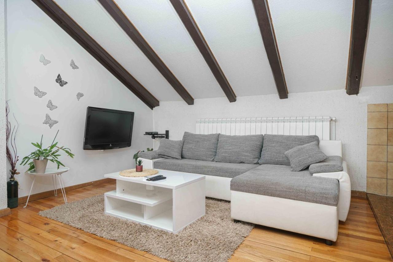 Apartments Micin Vodice Bagian luar foto